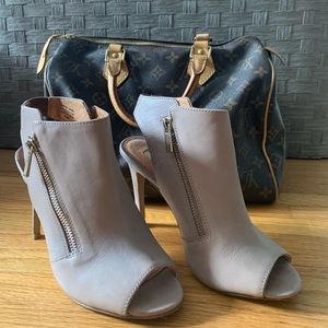 Cream Heel